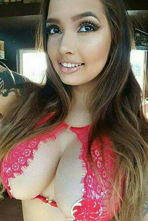 Massive tits with not fit in..