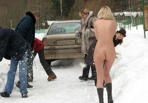 outdoor public nudity