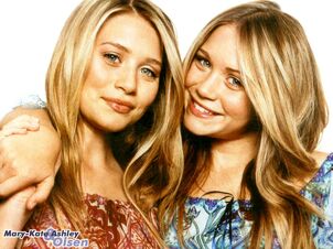 poking beauty: Mary-Kate and Ashley